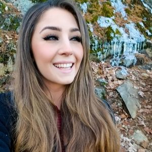 Meet your Posher, Korissa